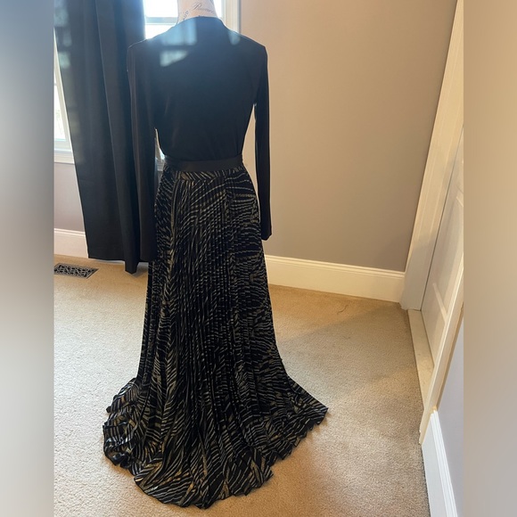 Black Elegant Wrap Dress Animal Print      Bag 63 - Picture 5 of 13